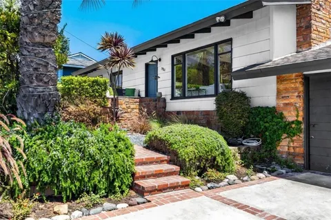 $2,785,000 | 1961 Temple Hills Drive, Laguna Beach, CA 92651