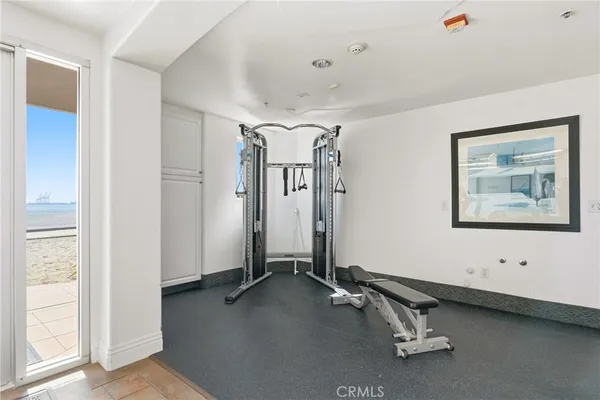 $1,049,998 | 1400 East Ocean Boulevard, Unit 2403, Long Beach, CA 90802