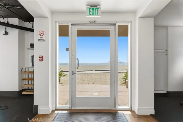 $1,049,998 | 1400 East Ocean Boulevard, Unit 2403, Long Beach, CA 90802
