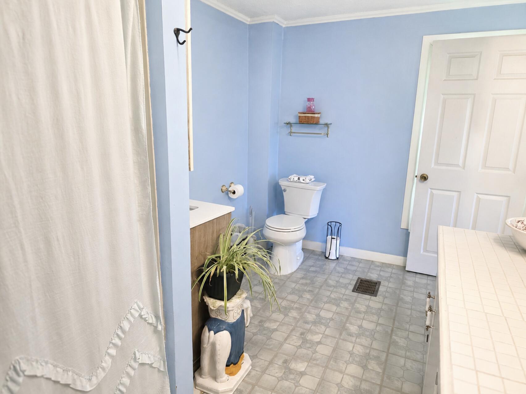 1010 Oakland Road Belgrade, ME 04917 - Photo 18 of 22 Upstairs Full Bathroom