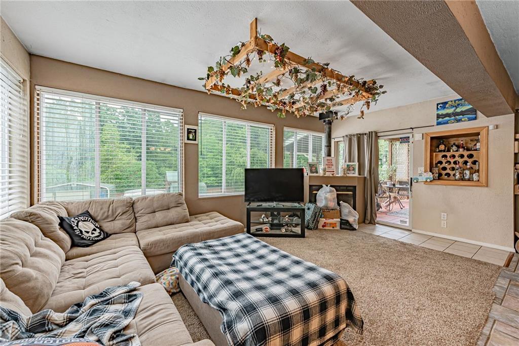 521 Utopia Road Apollo, PA 15613 - Photo 9 of 24 Gallery Image 9