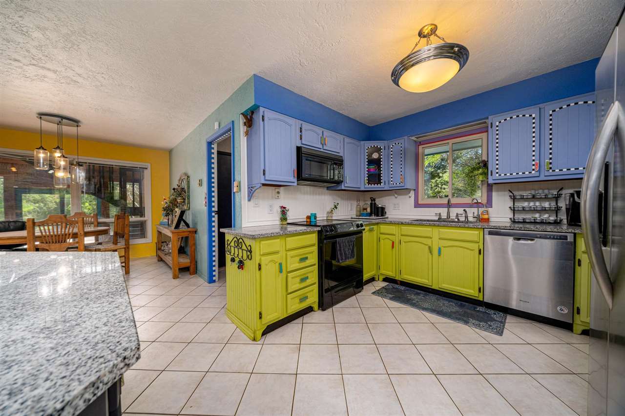 346 South Redlands Road Grand Junction, CO 81507 - Photo 9 of 28 Gallery Image 9