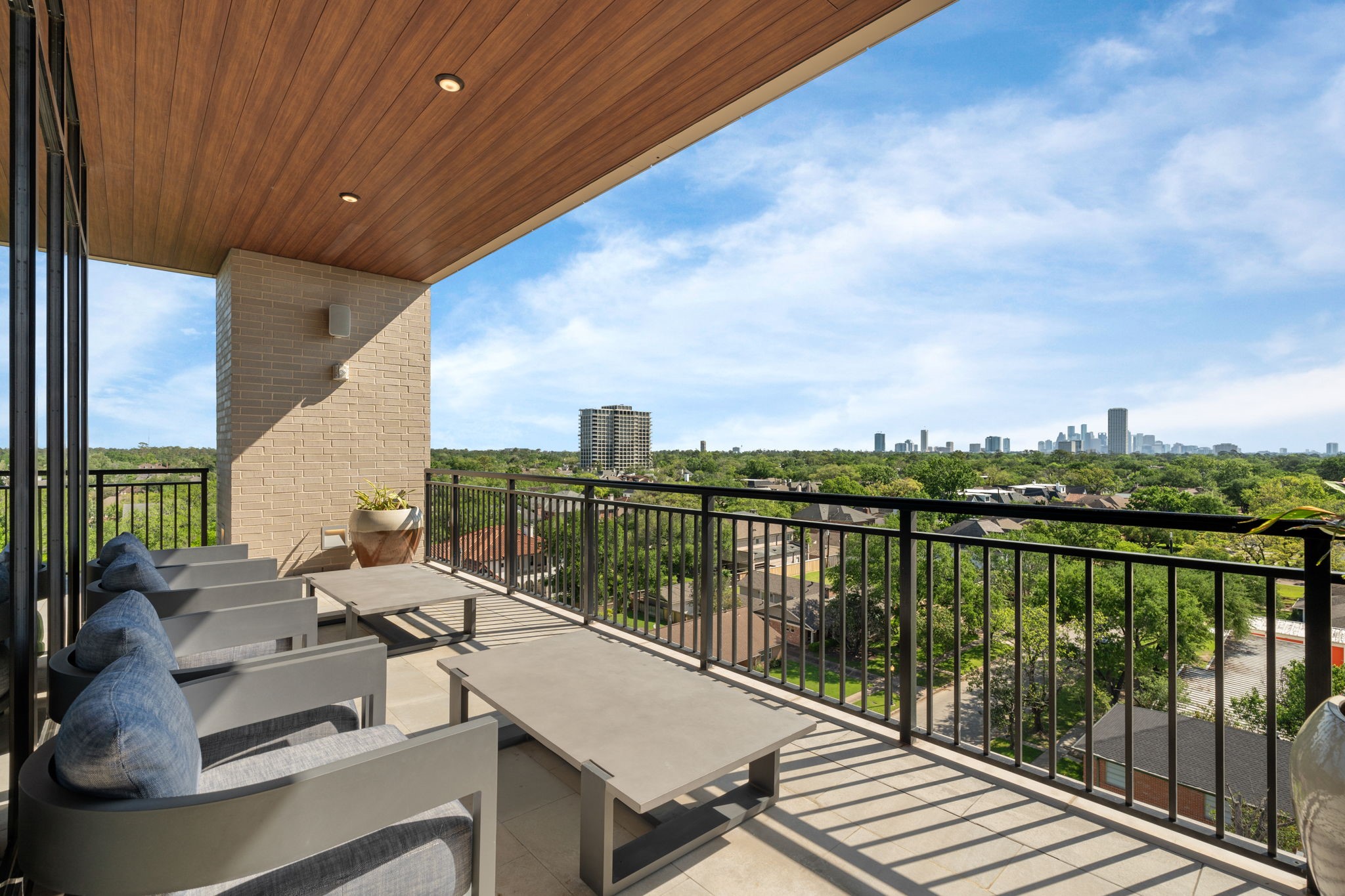 2511 Willowick Road, Unit 117 Houston, TX 77027 - Photo 42 of 43 a view of deck with patio