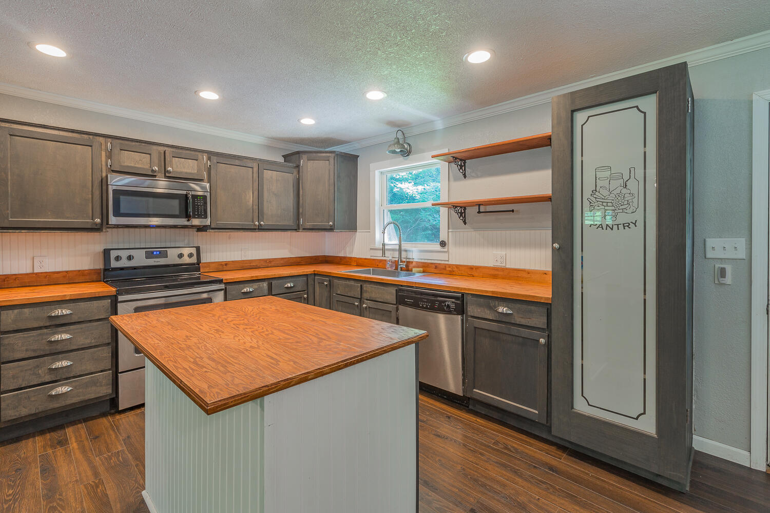 1129 Bronco Road LaFayette, GA 30728 - Photo 17 of 34 1129 Bronco Road 30728 HD-28