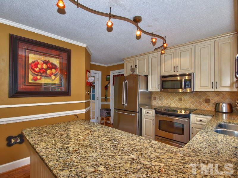 2232 Effingham Circle Raleigh, NC 27615 - Photo 7 of 25 Gallery Image 7