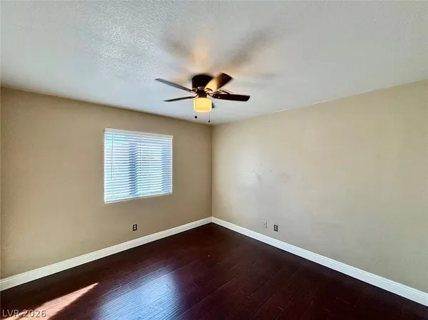 $1,950 | 8121 Hercules Drive, Las Vegas, NV 89128