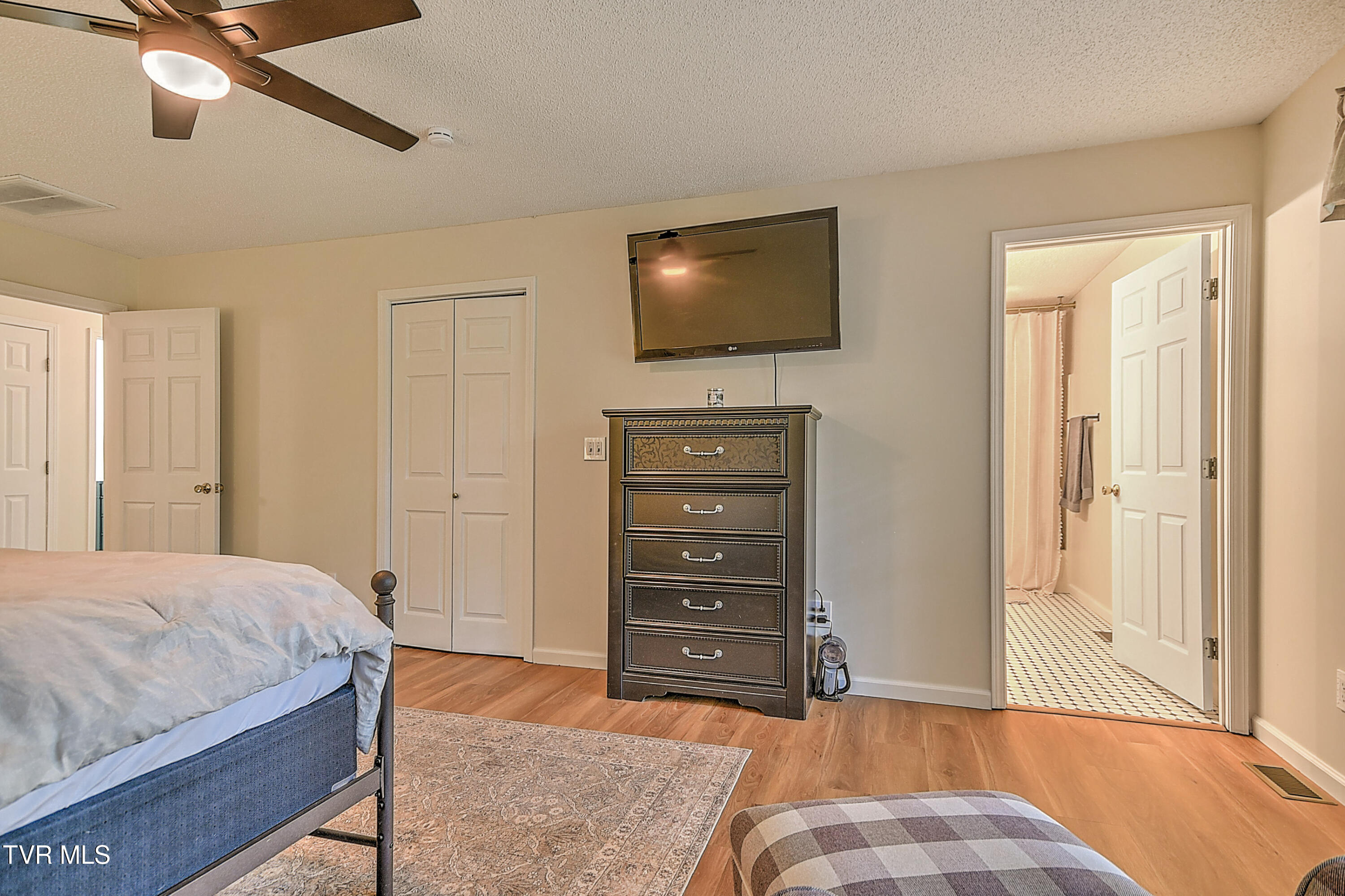 145 Zeb Grindstaff Road Elizabethton, TN 37643 - Photo 37 of 68 145 Zeb Grindstaff JV-38