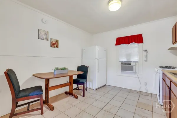$1,200 | 5013 Ogeechee Road, Unit 23, Savannah, GA 31405
