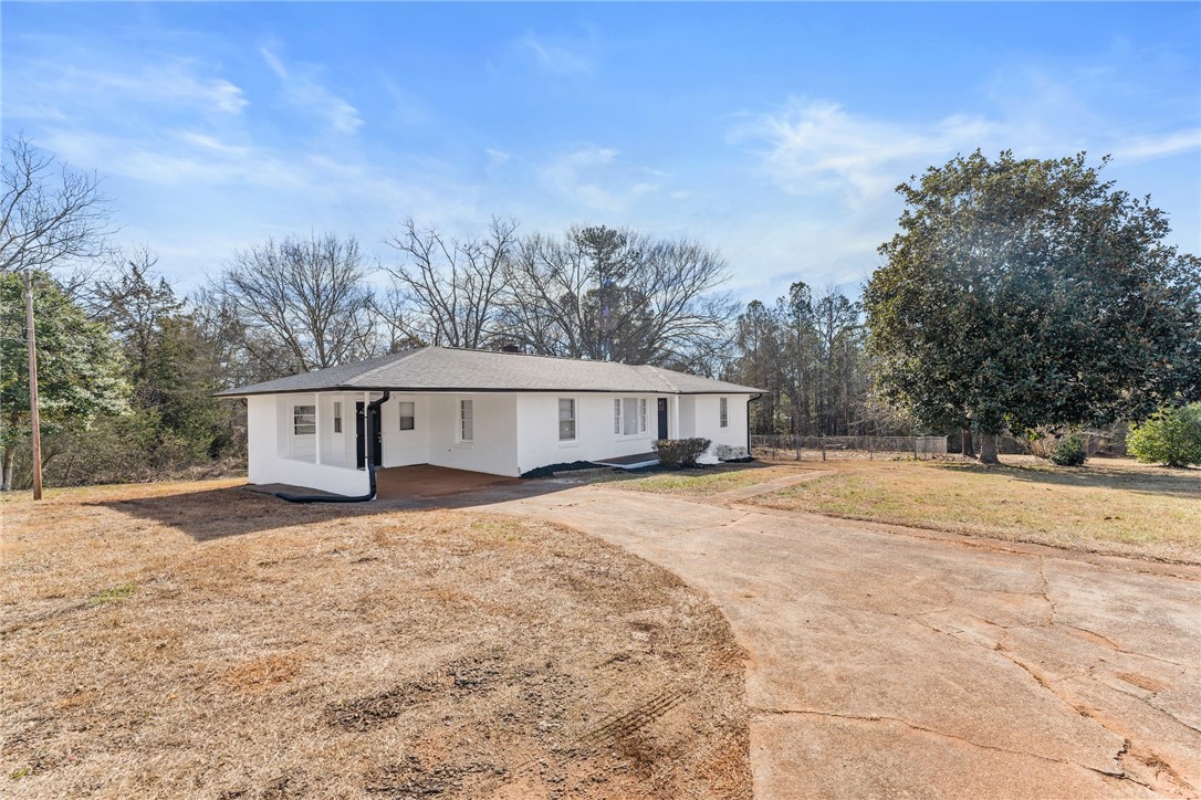 6155 Pearman Dairy Road Anderson, SC 29625 - Photo 3 of 28