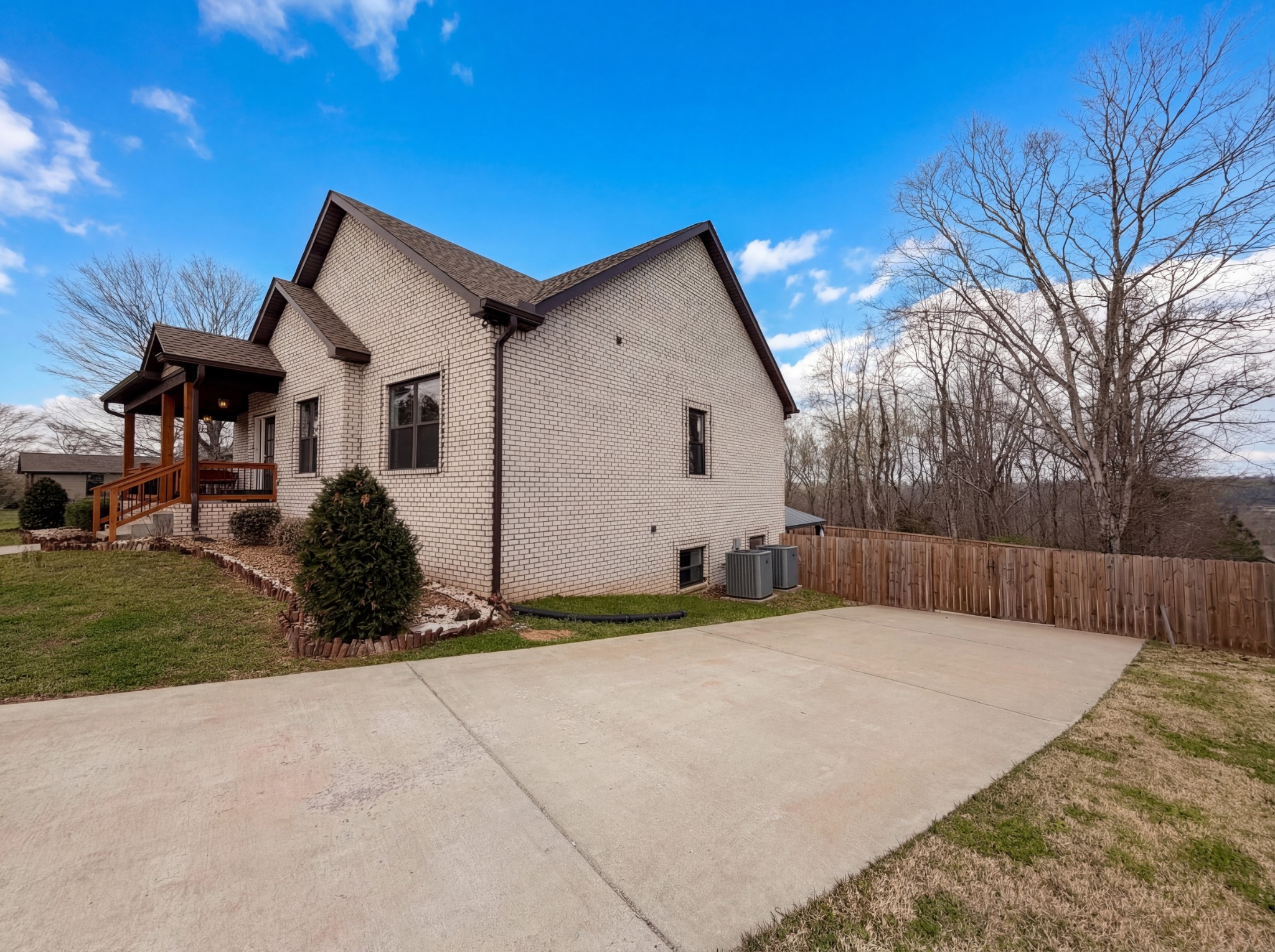 996 Gratton Road Clarksville, TN 37043 - Photo 17 of 19 Gallery Image 17