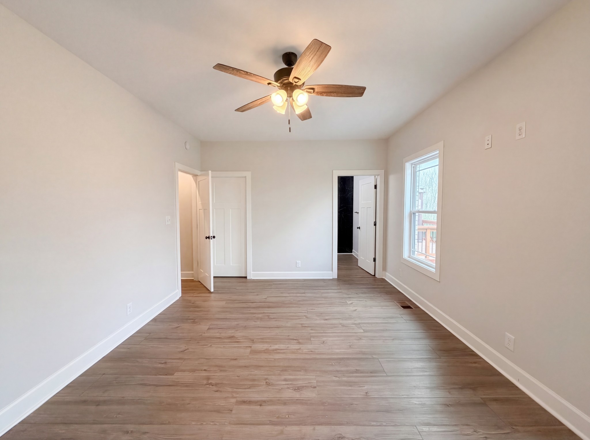 996 Gratton Road Clarksville, TN 37043 - Photo 4 of 19 Gallery Image 4