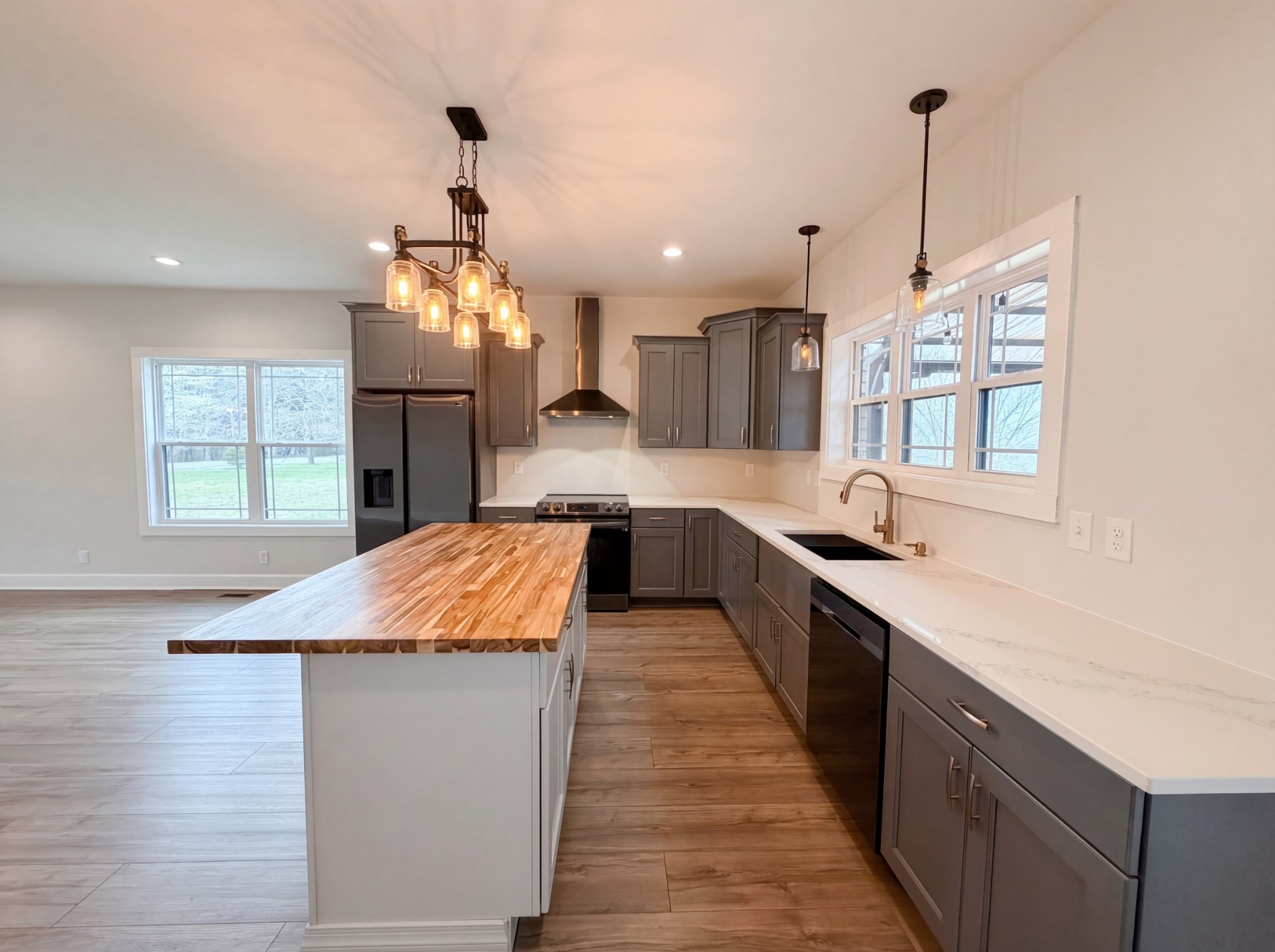 996 Gratton Road Clarksville, TN 37043 - Photo 9 of 19 Gallery Image 9