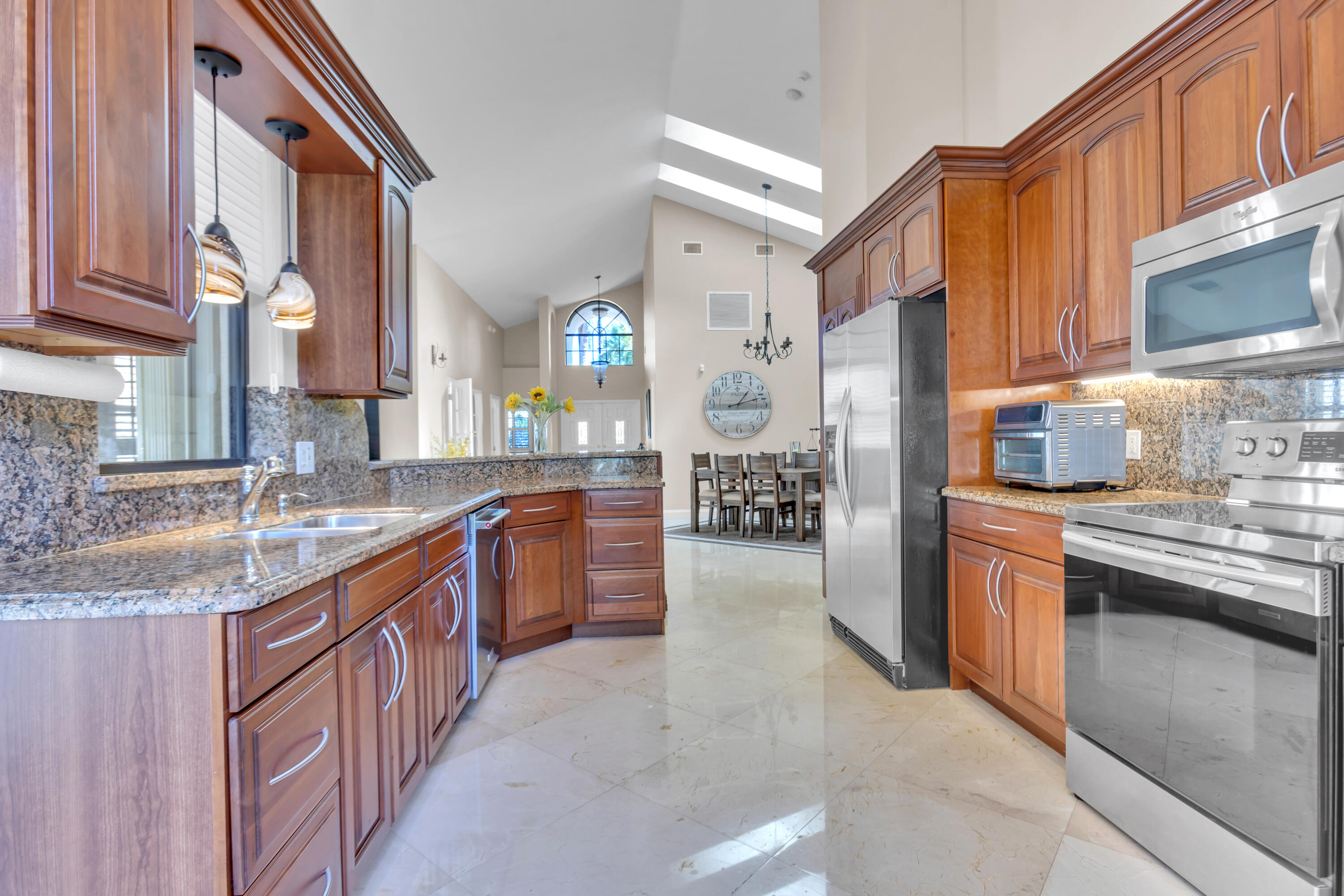 23280 Mirabella Circle North Boca Raton, FL 33433 - Photo 9 of 34 kitchen