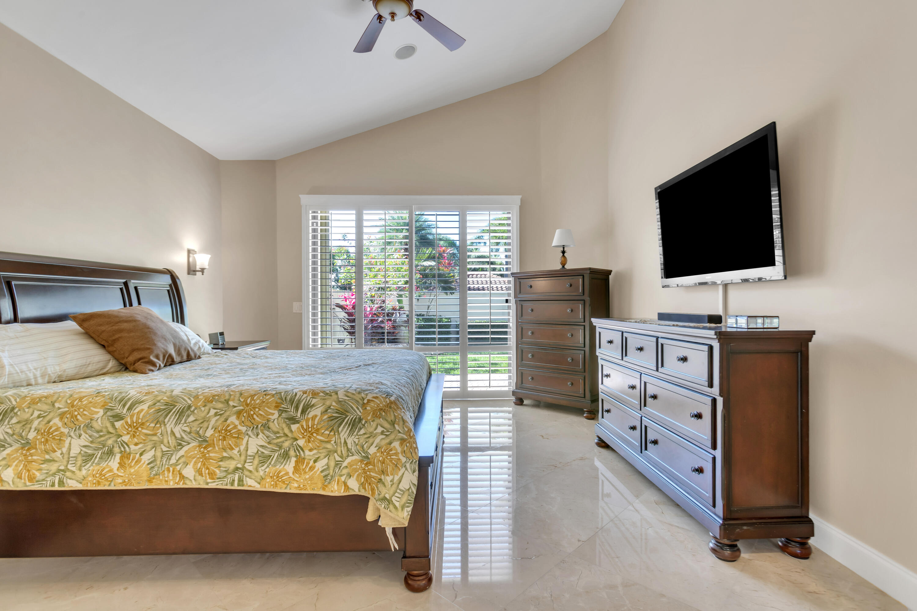 23280 Mirabella Circle North Boca Raton, FL 33433 - Photo 17 of 34 primary suite