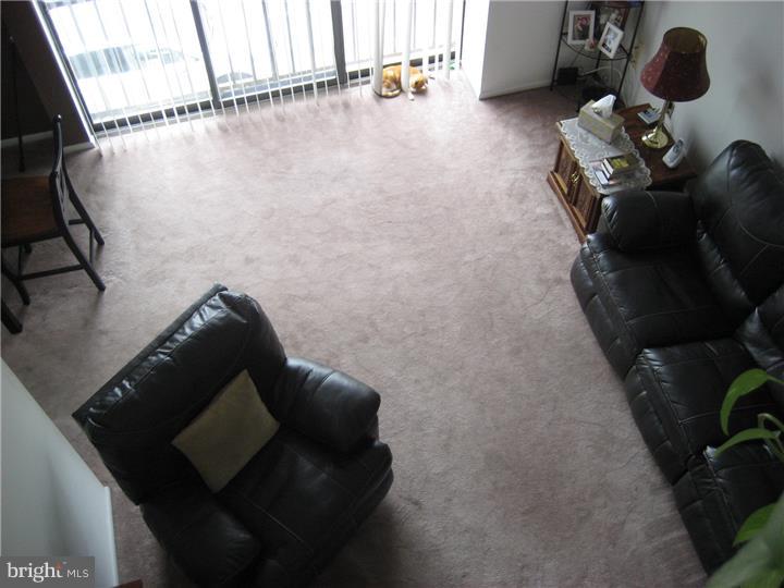 9544 State Rd., Unit B Philadelphia, PA 19114 - Photo 6 of 15 Living Room