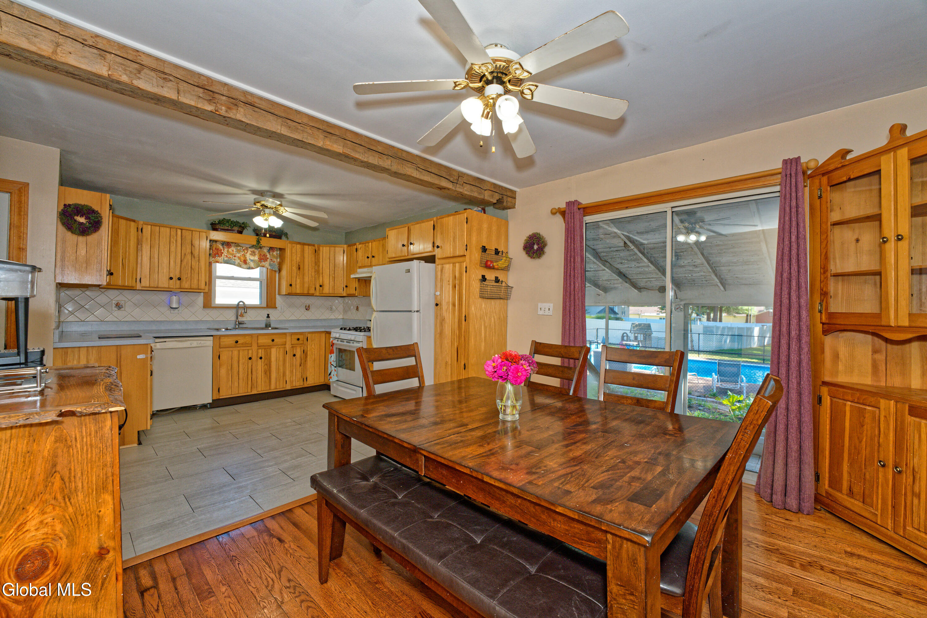 780 Feura Bush Road Bethlehem, NY 12054 - Photo 14 of 39 4 Diningroom 1