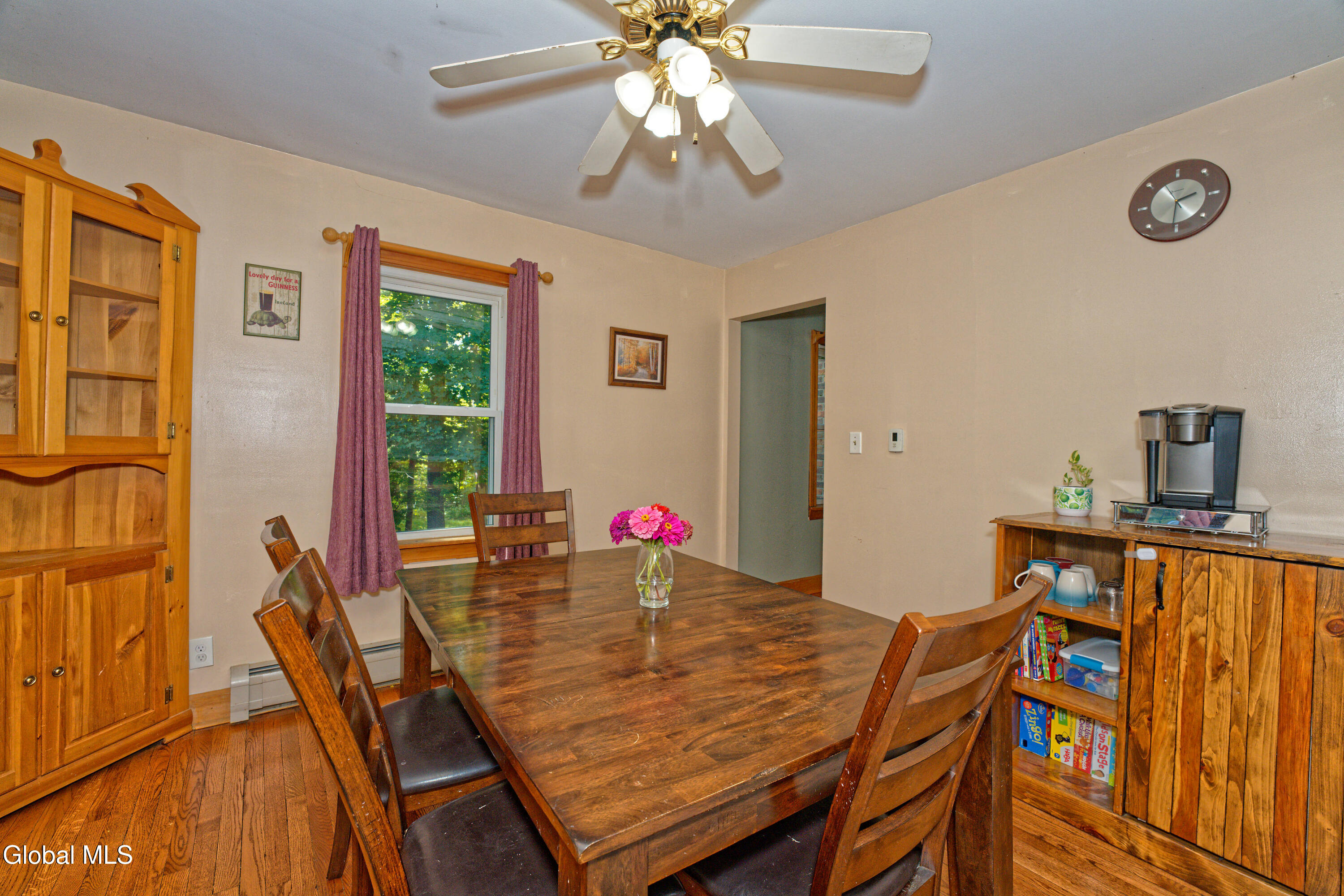 780 Feura Bush Road Bethlehem, NY 12054 - Photo 15 of 39 4 Diningroom 3