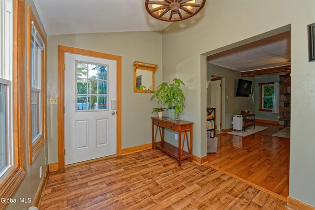 $330,000 | 780 Feura Bush Road, Bethlehem, NY 12054