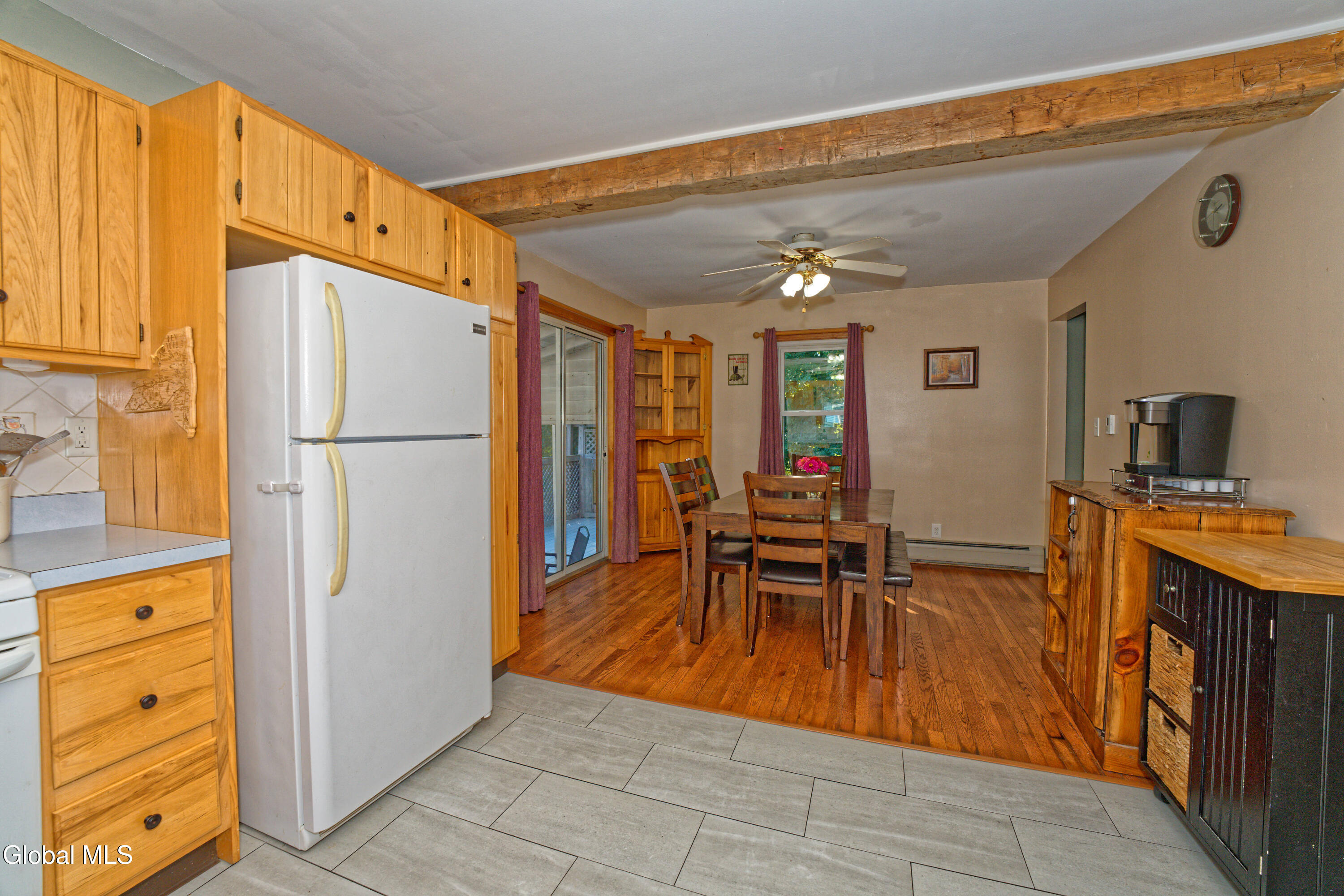 780 Feura Bush Road Bethlehem, NY 12054 - Photo 10 of 39 3 Kitchen 1
