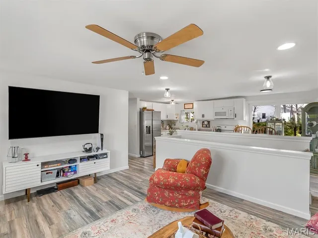 $220,000 | 844 Sun Valley South, Arnold, MO 63010