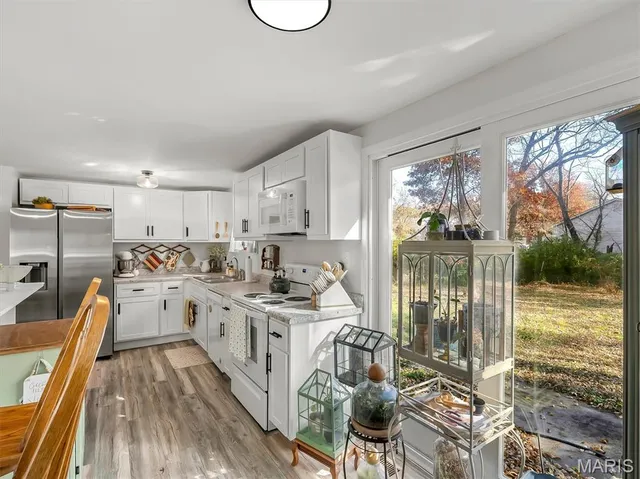 $220,000 | 844 Sun Valley South, Arnold, MO 63010