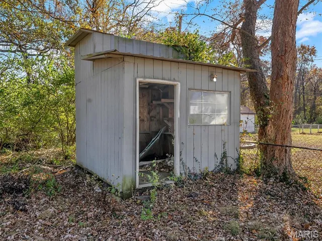 $220,000 | 844 Sun Valley South, Arnold, MO 63010