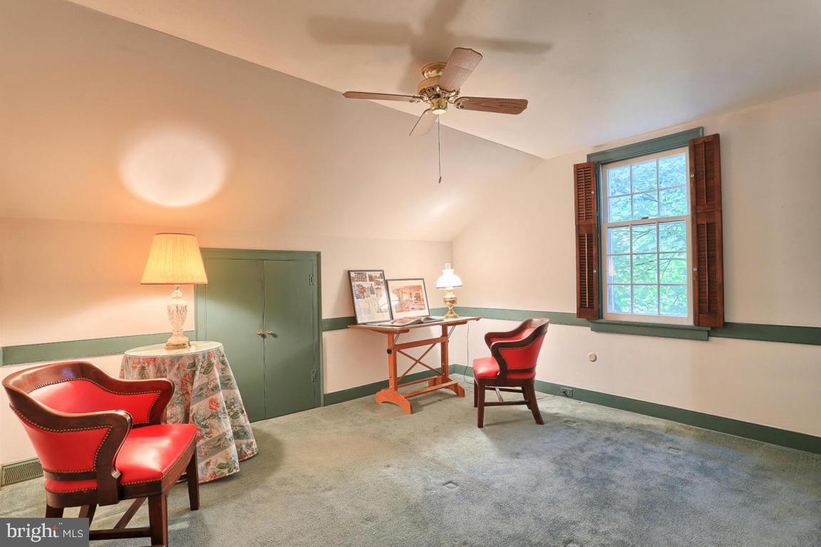 333 Valley Road Lancaster, PA 17601 - Photo 22 of 35