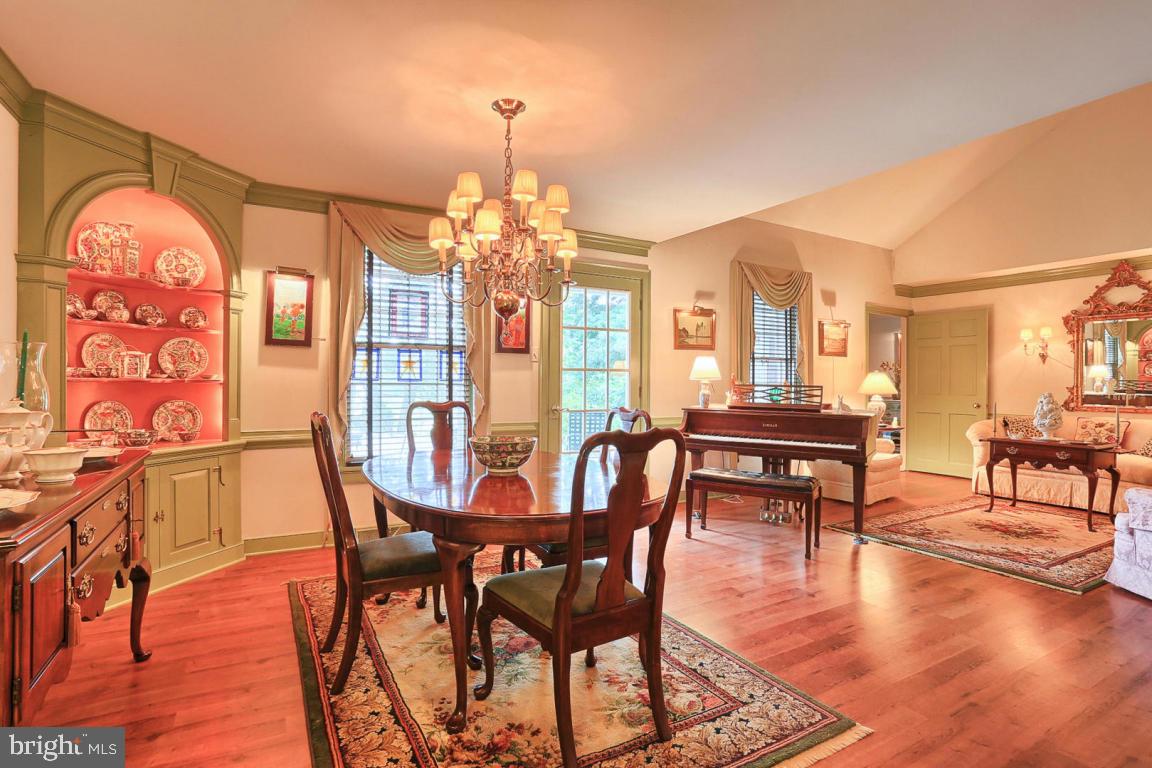 333 Valley Road Lancaster, PA 17601 - Photo 7 of 35
