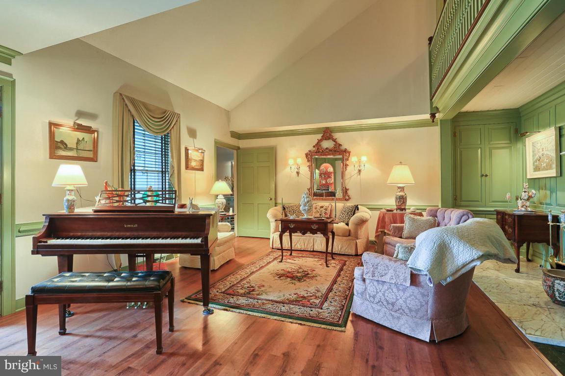 333 Valley Road Lancaster, PA 17601 - Photo 10 of 35