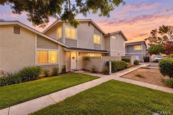 $2,750 | 842 Dana Point Way, Oceanside, CA 92058