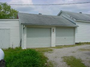 1343 Shawswick Station Road Bedford, IN 47421 - Photo 3 of 5