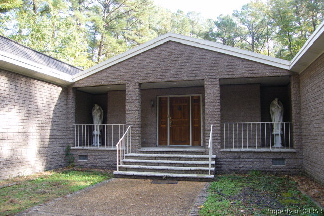 5579 White Hall Road Gloucester, VA 23061 - Photo 2 of 21 Gallery Image 2