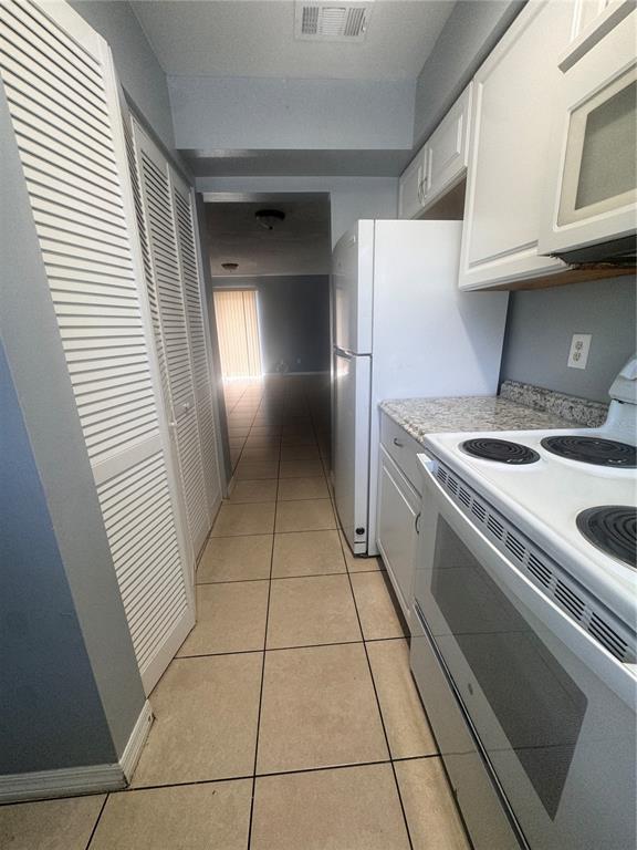 205 Eden Lane, Unit E Kissimmee, FL 34743 - Photo 6 of 29