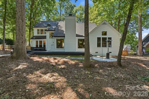 $635,000 | 8916 Oxfordshire Court, Huntersville, NC 28078