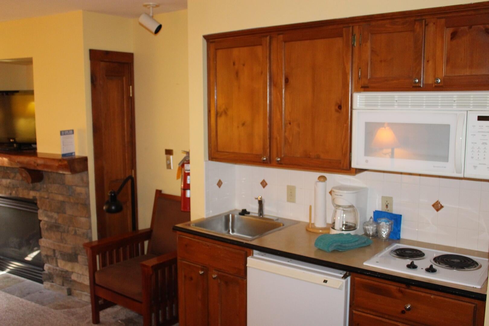212-213 Rimfire Lodge Snowshoe, WV 26209 - Photo 19 of 31 Gallery Image 19