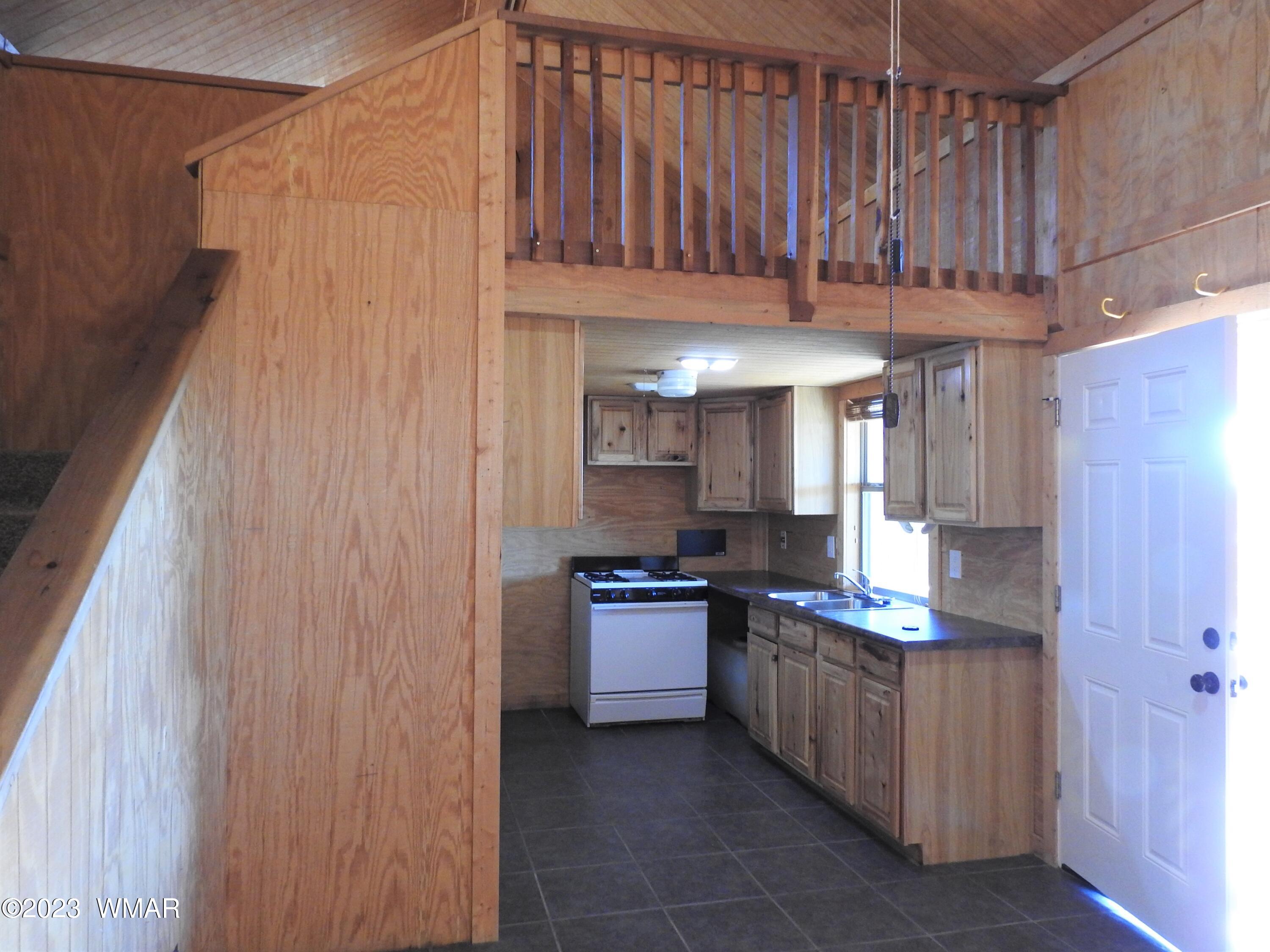 94 County Road Concho, AZ 85924 - Photo 19 of 31
