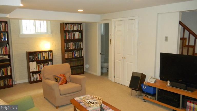 1305 Locust Road Northwest Washington, DC 20012 - Photo 4 of 19 Family Room