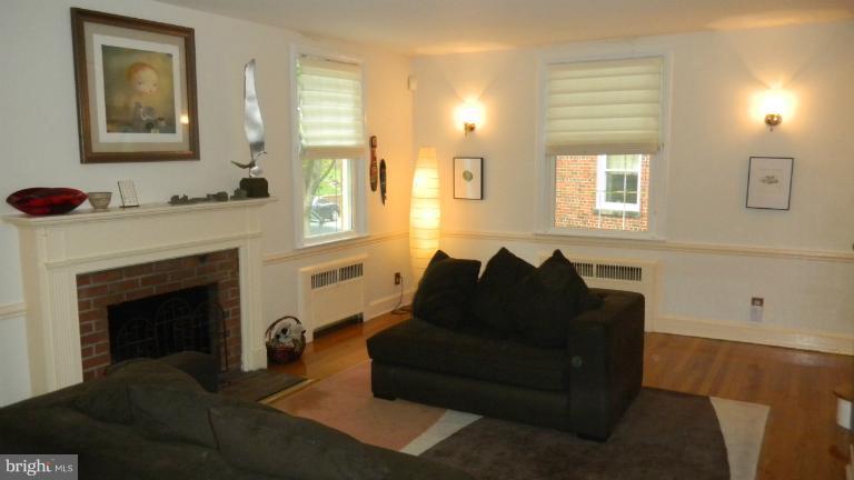 1305 Locust Road Northwest Washington, DC 20012 - Photo 8 of 19 Living Room
