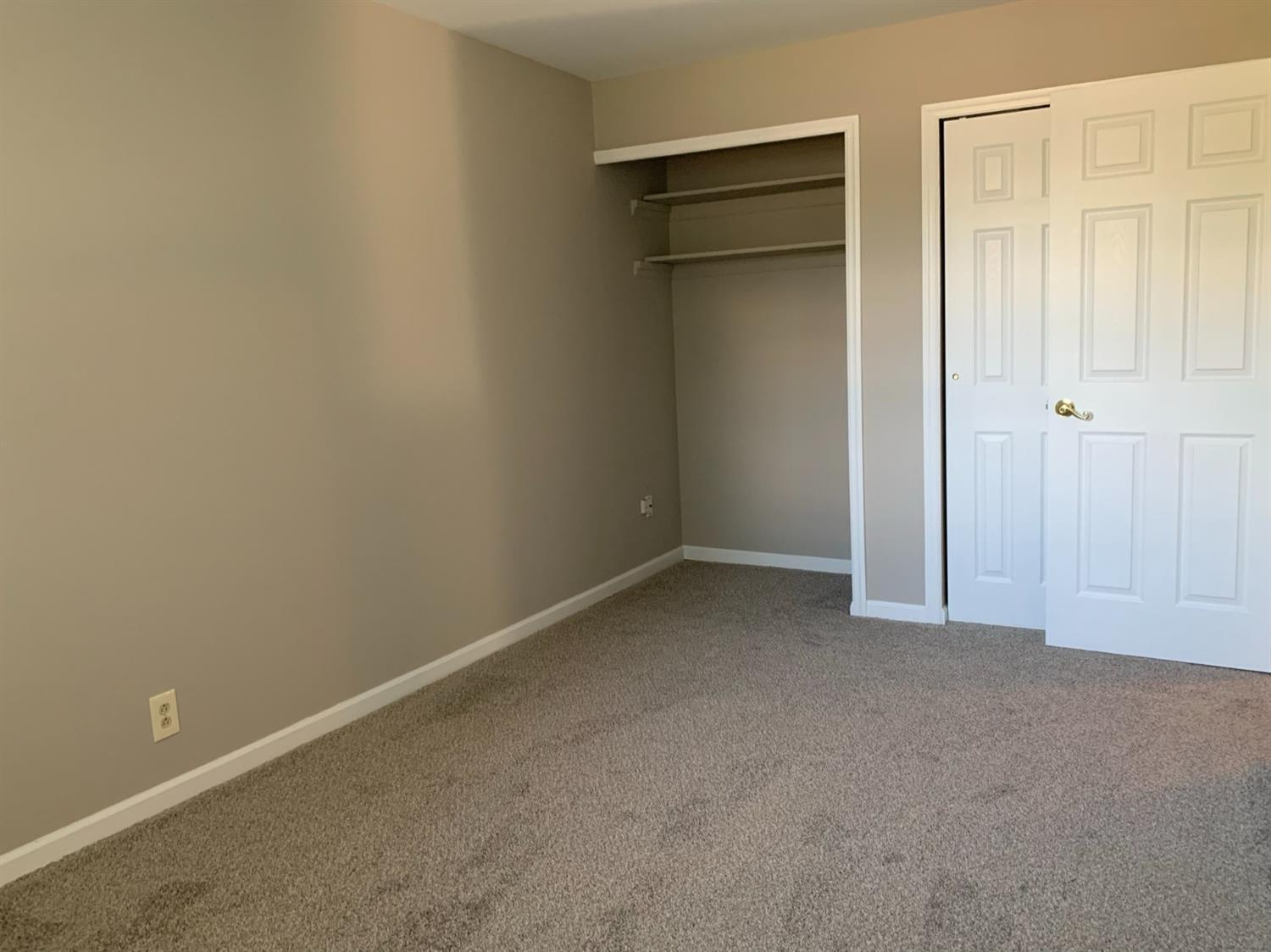 8965 Zoellner Road Cincinnati, OH 45251 - Photo 17 of 32 Gallery Image 17