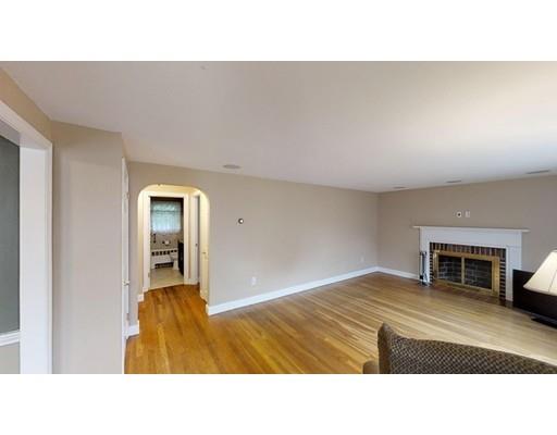 108 Parker Road Wakefield, MA 01880 - Photo 5 of 39 Gallery Image 5