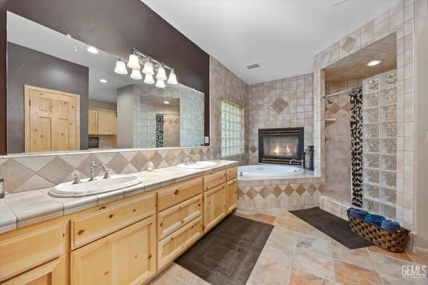 $649,000 | Undisclosed Address, Wofford Heights, CA 93285