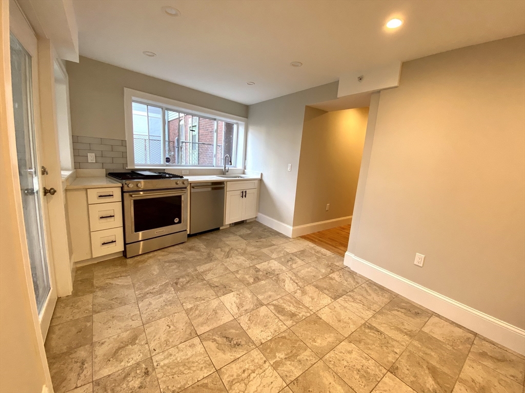 96 Webster Street, Unit B Boston, MA 02128 - Photo 6 of 17