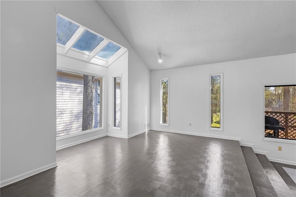 5407 Post Rd Pass Stone Mountain, GA 30088 - Photo 21 of 66