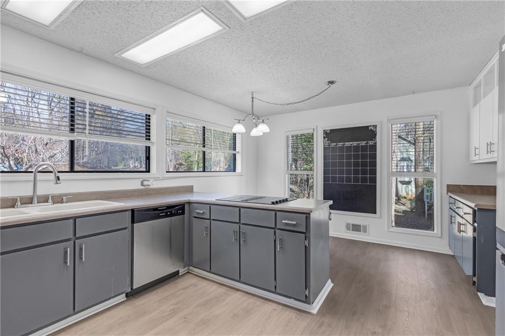 5407 Post Rd Pass Stone Mountain, GA 30088 - Photo 27 of 66