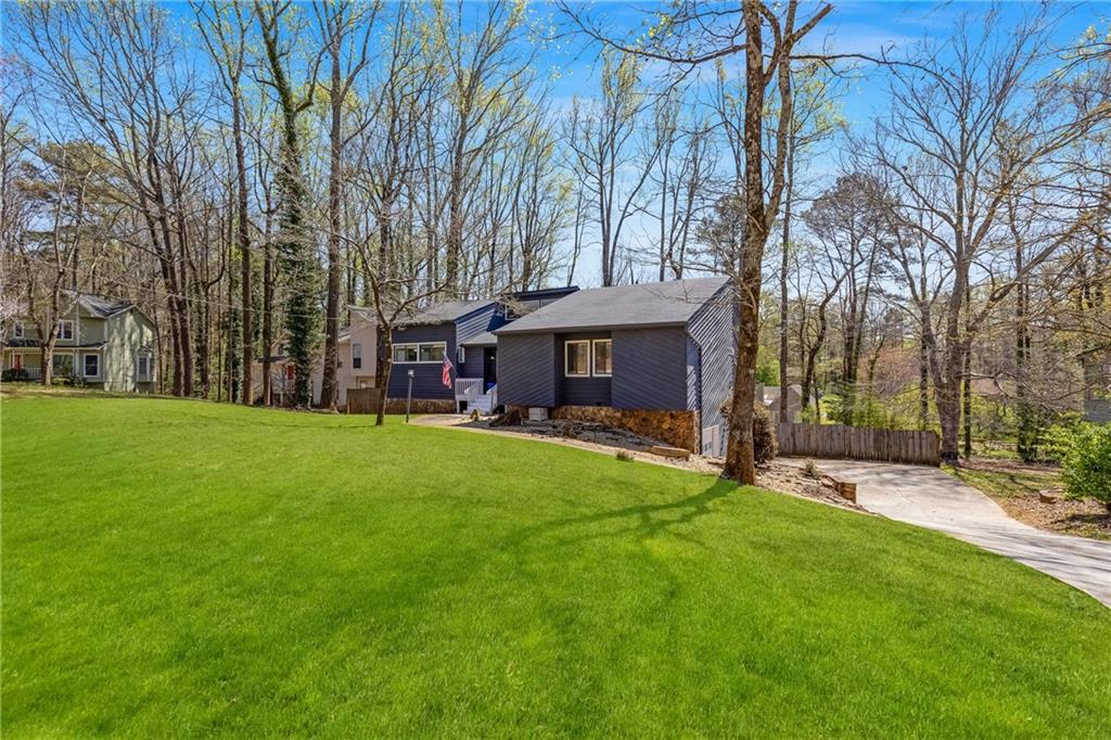 5407 Post Rd Pass Stone Mountain, GA 30088 - Photo 8 of 66