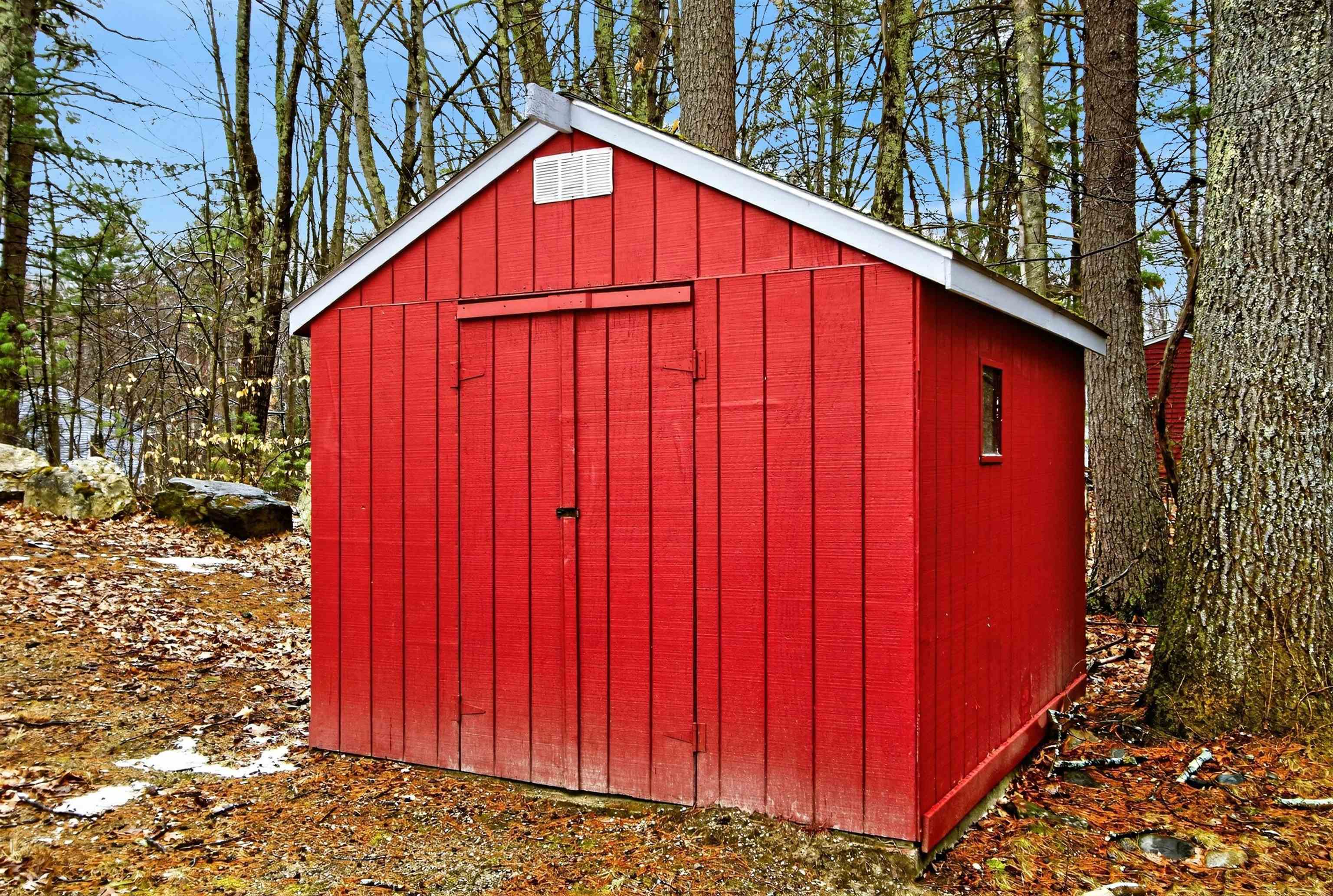 5 Bill Street Derry, NH 03038 - Photo 12 of 30