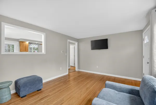$498,000 | 5 Bill Street, Derry, NH 03038