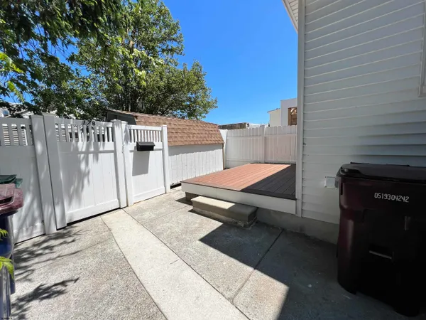 $6,000 | 17 North New Haven Avenue, Unit 2 WEEKS JULY, Ventnor City, NJ 08406
