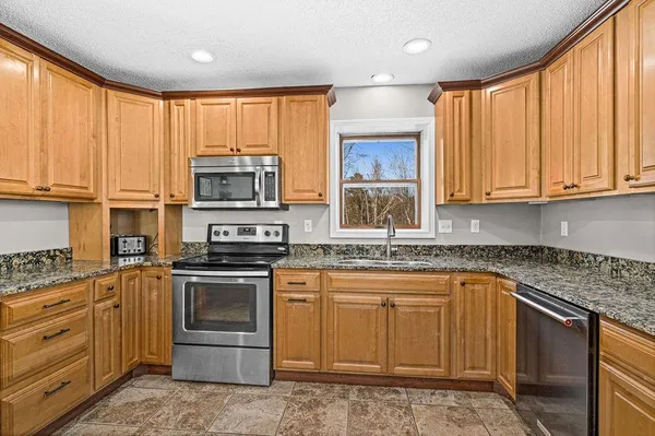 $629,900 | 33107 Chippewa Drive, Grand Rapids, MN 55744