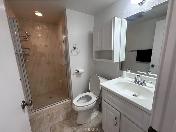 $5,300 | 4338 Glencoe Avenue, Unit 2, Marina del Rey, CA 90292